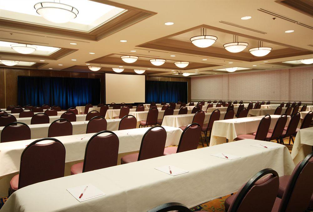 Santa Ynez Valley Marriott Б'юеллтон Бізнес фото